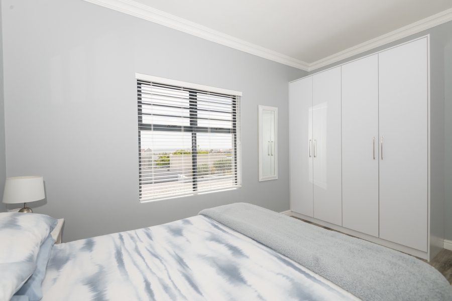 4 Bedroom Property for Sale in Myburgh Park Western Cape